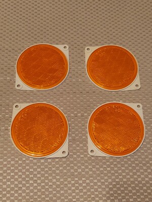 STATE-LITE-30-B ''Amber''. 3 1/4'' Round, Reflectors. Lot of 4. 