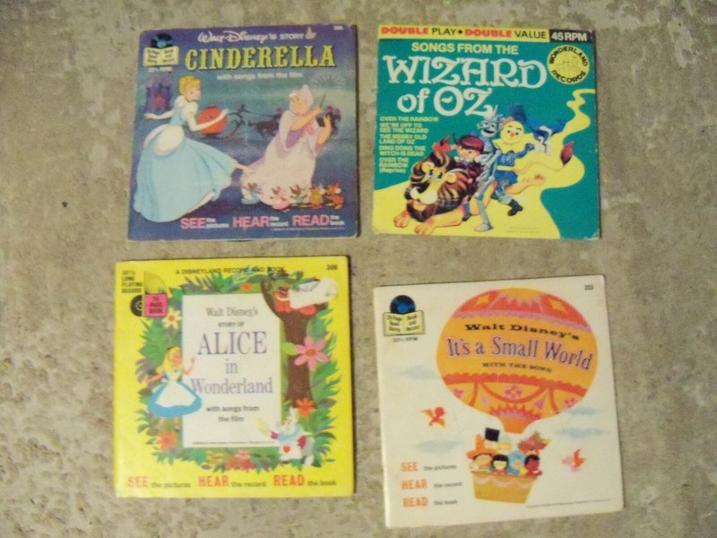 4 Childrens Disney Vinyl Records, Wizard of Oz,Cinderella,Alice in W, Small
