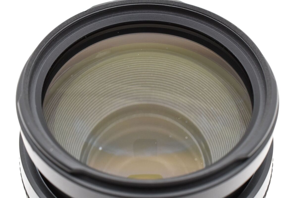 Canon EF 75-300mm f/4-5.6 III USM Telephoto Zoom from Japan Canon EF 75-300mm f/4-5.6 III USM Telephoto Zoom from Japan