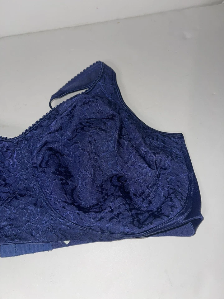 Sujetador inalámbrico Playtex 18 horas Ultimate Lift 44DDD azul Foto 3 de 4