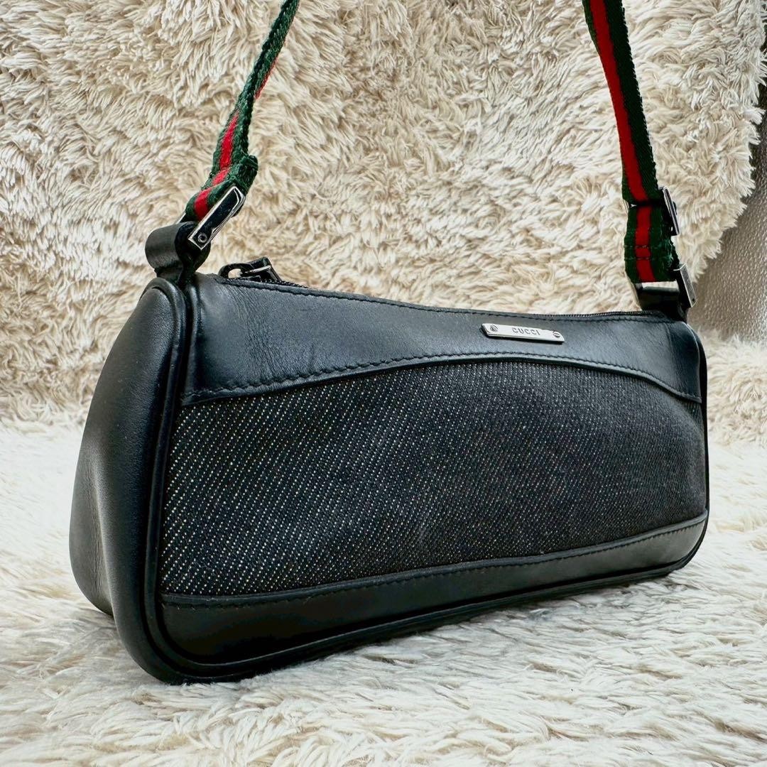 GUCCI Marsupio porta accessori in tela nera con striscia web 92820 002053 Italia