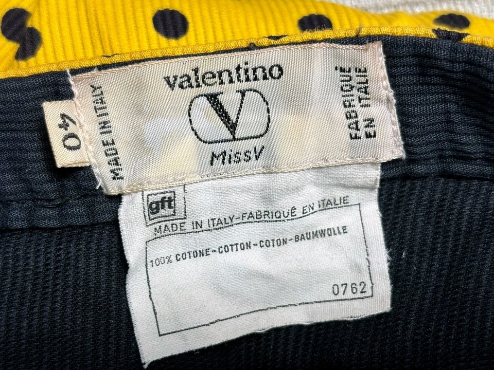 Falda forrada a lunares de colección Valentino Garavani Boutique para mujer talla 40 negra amarilla Foto 3 de 4