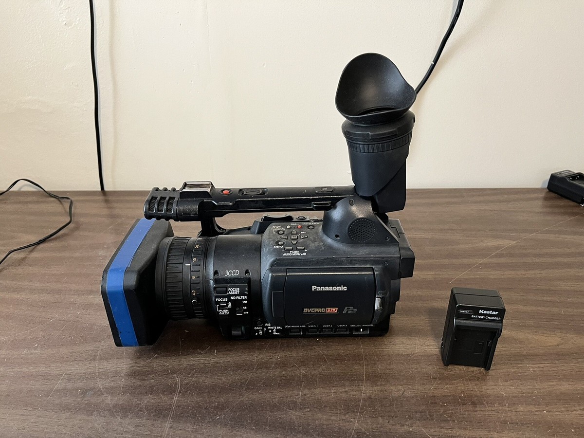 Panasonic AG-HVX200AP 3-CCD P2/DVCPRO HD Camcorder Video