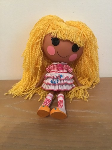 lalaloopsy doll with yellow hair