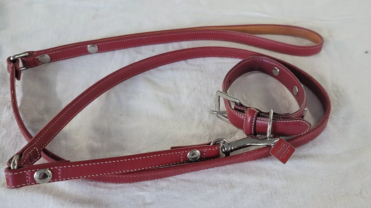 COACH RED SMOOTH LEATHER SQUARE CHARM GROMMETS DOG COLLAR LEASH