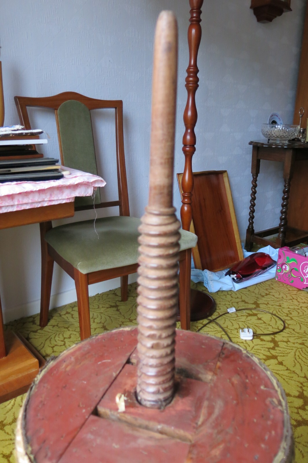 Very Lovely Antique Victorian Mahogany Revolving Adjustable Height