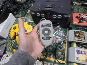 Nintendo 09 MB N64, Hi Rez & Scoop w/64DD NUS-010(JPN) Mario Paint & Accessories