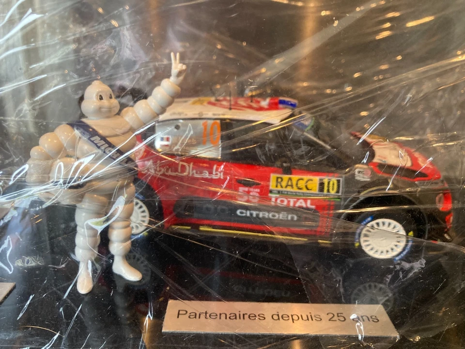 RARE COFFRET CITROEN C3 WRC LOEB RALLYE DE CATALOGNE 2018 100 ANS CITROEN 1/18 - Photo 3/4