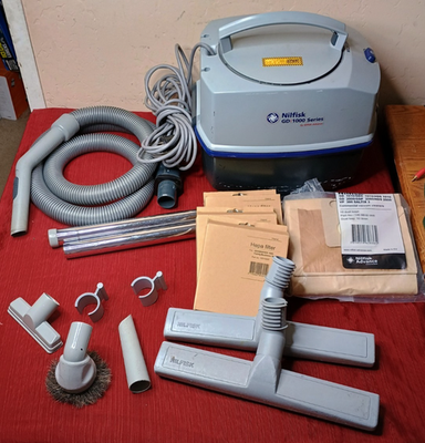 #ad Nilfisk GD 1000 Professional Vacuum Cleaner With Accessories TESTED WORKS GREAT $299.99