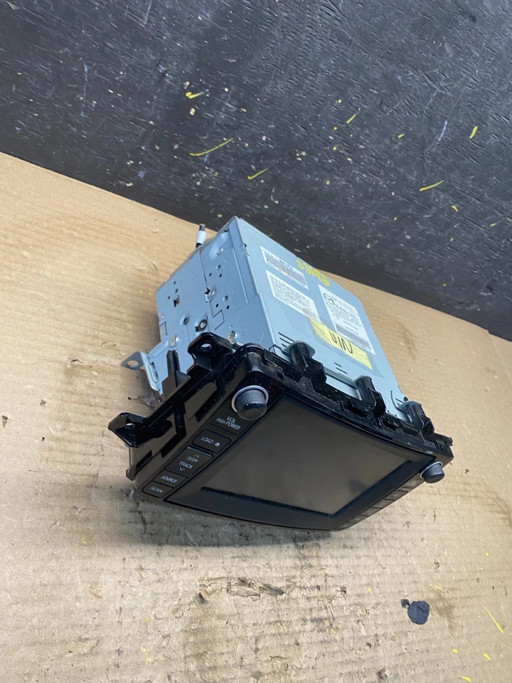 2011 2012 Mazda CX9 CX-9 Radio Stereo CD MP3 Player Screen Display S3195 DG - Image 3 of 4