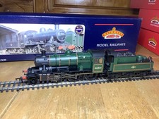 Bachmann 32-825 BR Green Late Crest 2-6-0 Ivatt Class 2MT Tender Loco 46521