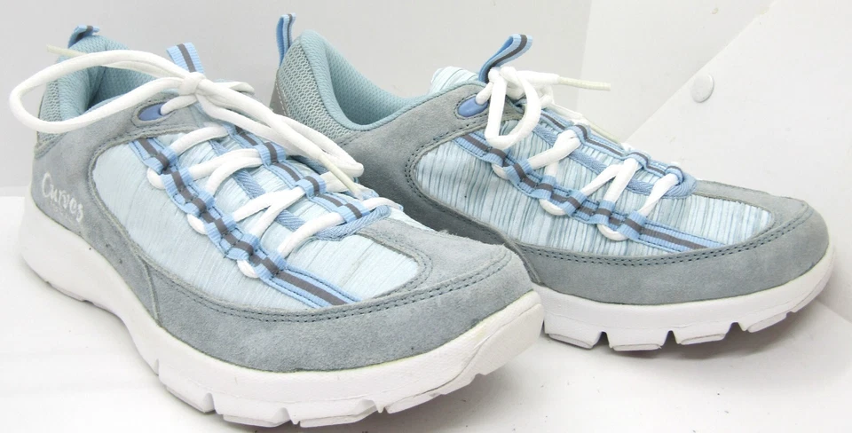 DKNY Donna Karan Women's Callie Black Scuba Suede Sneakers Size 8. - Image 2 of 4