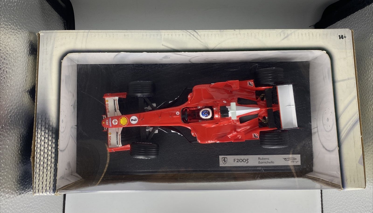 Hot Wheels 1:18 F1 Ferrari F2005 – Modèle Rubens Barrichello, édition Limitée G9728