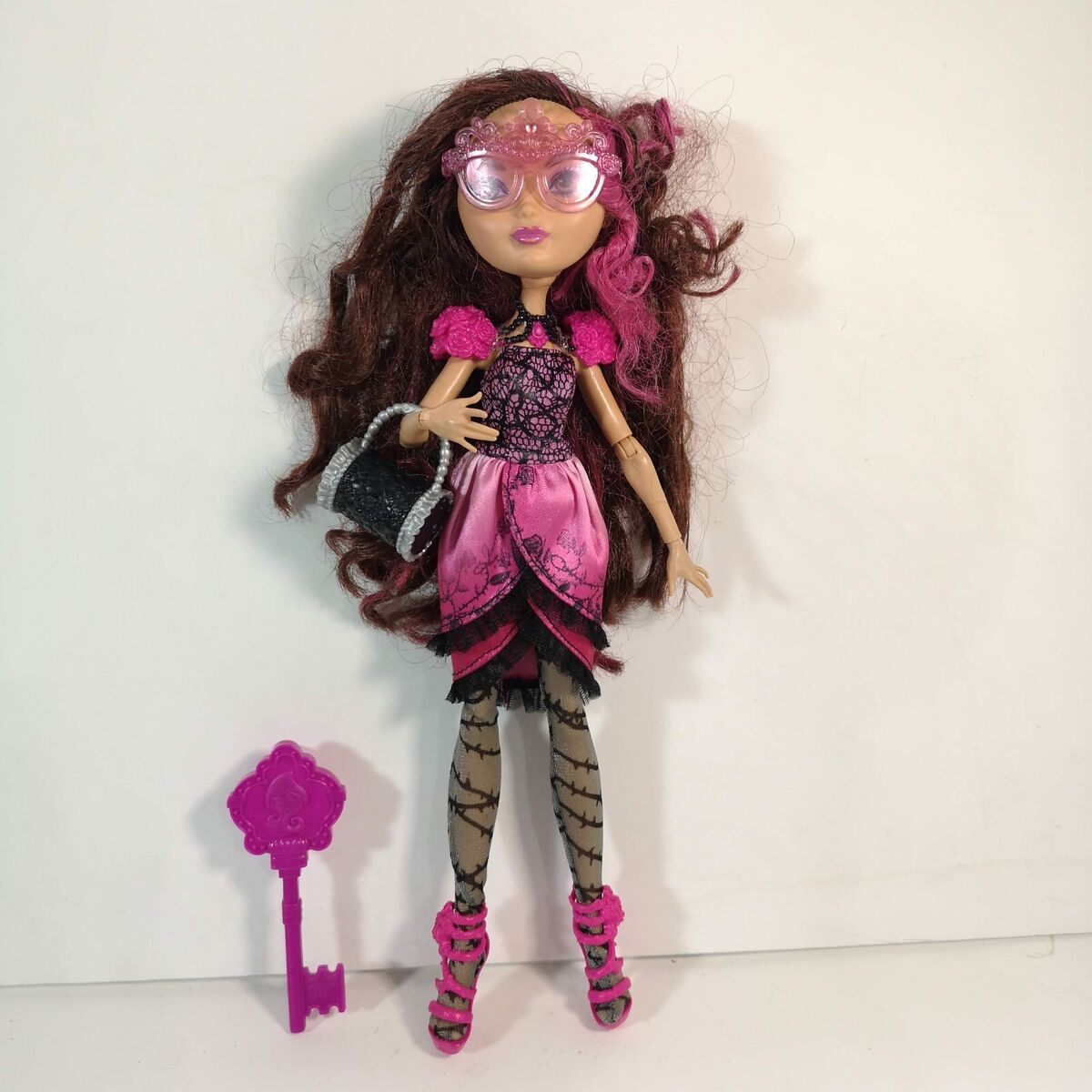 Combo barbie ever after high em Pouso Alegre