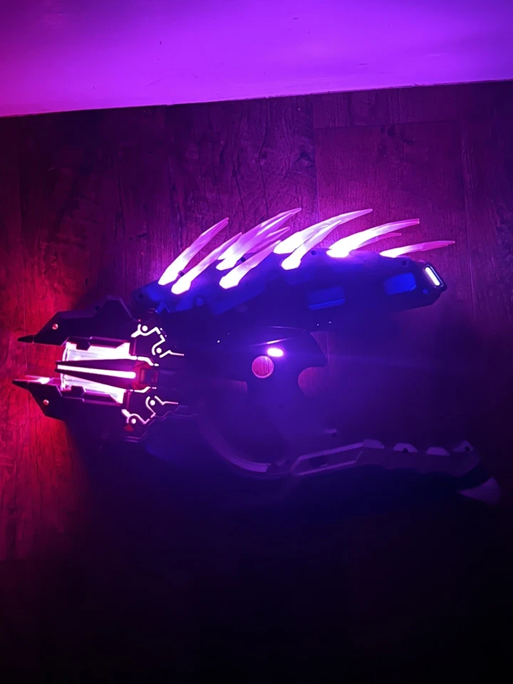 Juego exclusivo de 10 agujas iluminadas NERF Halo Needler Dart Disparing Blaster Foto 3 de 4