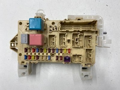 Toyota Corolla Verso E12 Sicherungskasten Modul 892210F010 4141957109 34098883