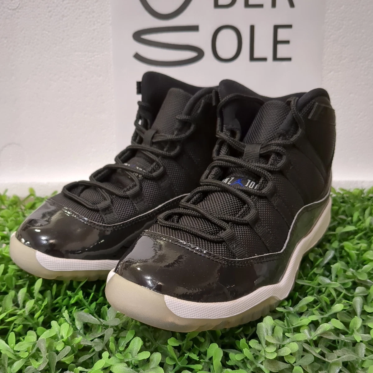 Grade school space jams 11 sale