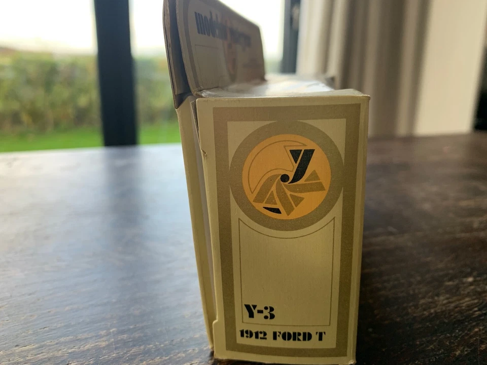 Винтажные спичечные коробки модели прошлых лет Y-3 1912 Ford T Delivery Vans BP - Изображение 3 из 4
