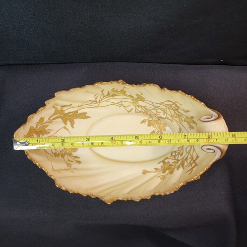 Antique CAC Belleek Acanthus Leaf Candy Dish - Vanilla Colored w/ Gold Accents - Picture 17 of 18