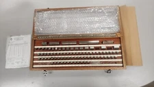 Brown & Sharpe 84 pc sgage block set .050-4.00" grade 3 calibrated missing 2 pcs