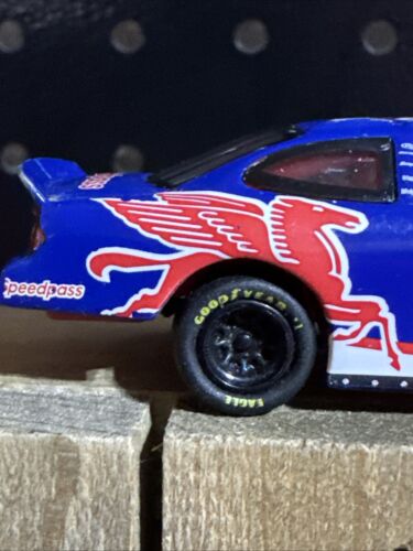 1999 Action #12 Jeremy Mayfield Mobile1 Ford Taurus 1:24 Scale Die-Cast Car - Picture 8 of 11