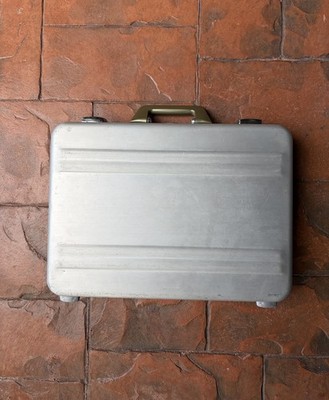Zero Halliburton Centurion Elite Aluminum Briefcase Case Suitcase