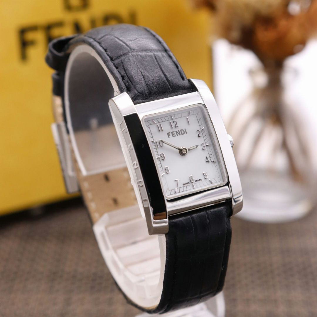 Fendi 7000L Analog Quartz Women Genuine New Battery Good Fendi 7000L Analog Quartz Women Genuine New Battery Good