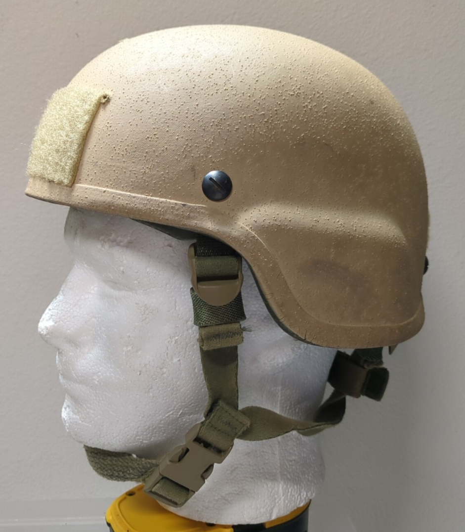 US Military SOF BAE ACH Advanced Combat Helmet Tan Medium, Woodland/Desert  Cover