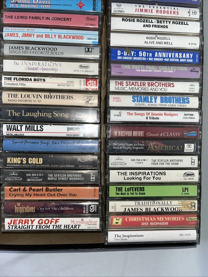 Mixed Lot Of 39 Vintage Cassette Tapes, 50’s 60’s 70's, 80's, 90's Foto 3 de 4