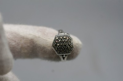 Vintage Designer Sterling Silver Pearl and Marcasite POISON BOX Ring - Size 8