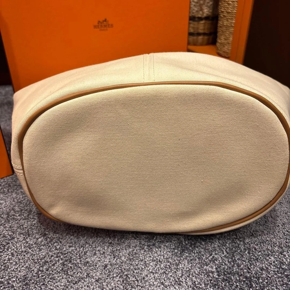 Hermès Panier de Plage PM Canvas Tote Bag Ivory Beige Paniers de Plage PM - Image 4 of 4