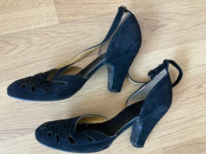 1940s style heels