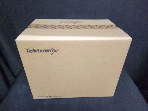 Tektronix TDS3032C: Osciloscopio digital color de dos canales, 300 MHz 2 canales - Imagen 1 de 4