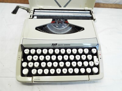 Vintage Smith Corona Corsair Deluxe Portable Typewriter Off White