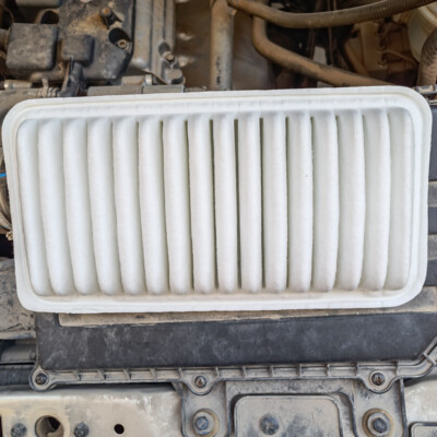 Air Filter Element 17801-22020 For Toyota Corolla Matrix 2003-08 L4 1.8L Engine