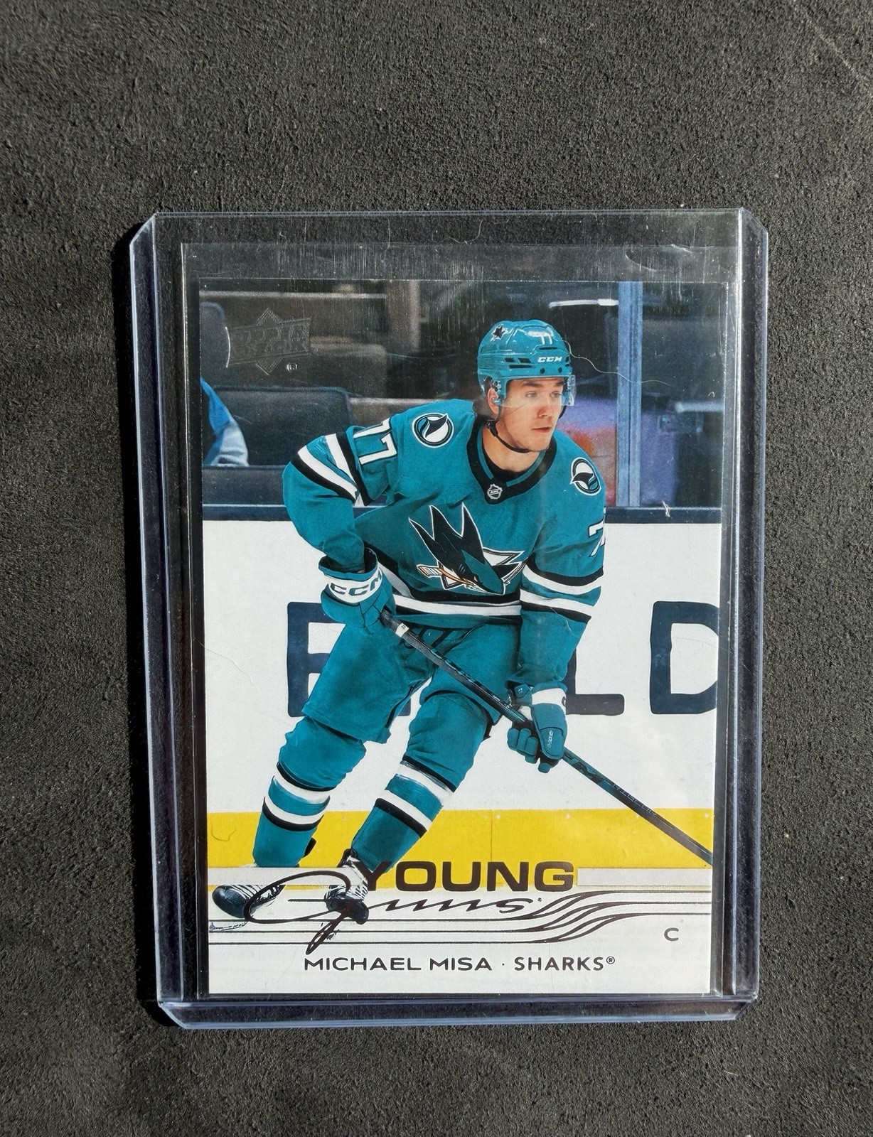 Upper Deck 2025-26 Series 2 Young Guns Michael Misa Rookie #487 Sharks NHL