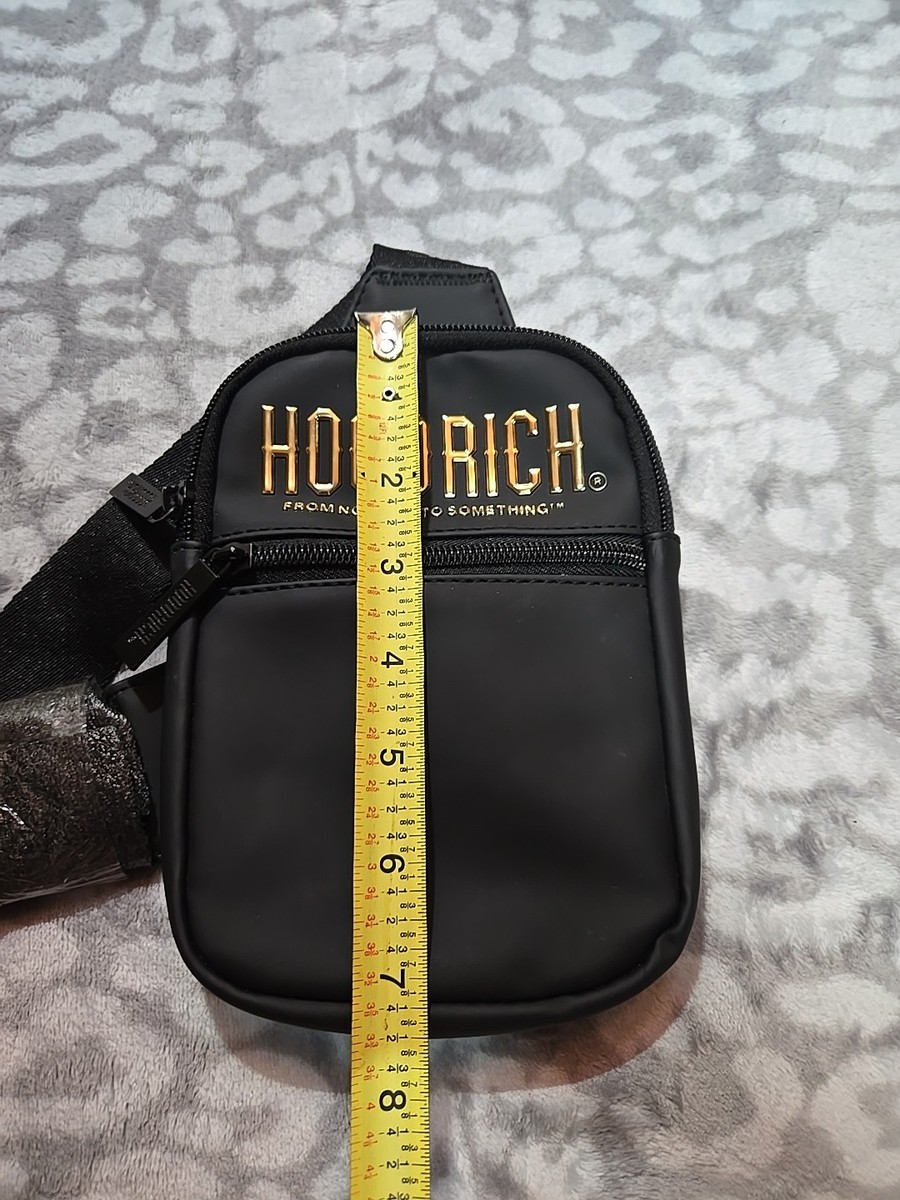★ギフトにおすすめ★【HOODRICH】OG Core ミニバッグ HOODRICH Hoodrich OG Core Oversized Clip Mini Crossbody Bag