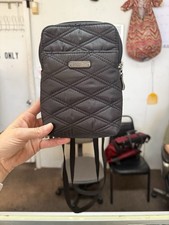 BAGGALLINI RFID BLACK CROSSBODY PHONE CREDIT CARDS ETC BAG