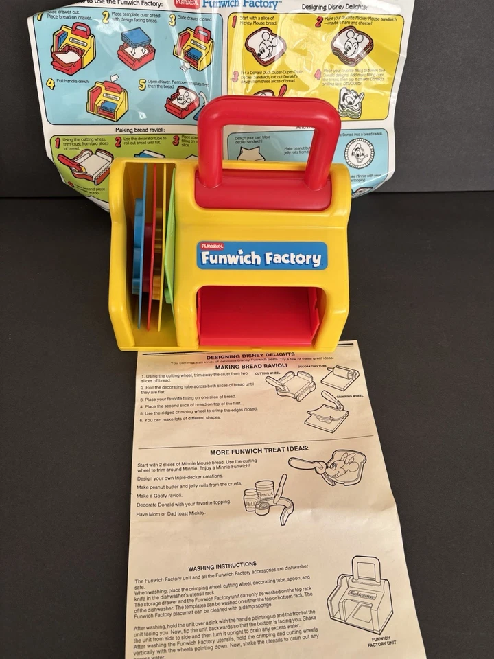 Vtg  1986 Playskool Funwich Factory Disney Sandwich Maker Mold Retro - Image 2 of 4
