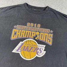 Los Angeles Lakers Shirt Mens XL NBA 2010 Champions Back to Back Distressed