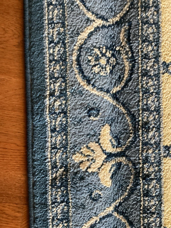 Alfombra rectangular Kathy Ireland Home azul/amarillo/crema 5’5”x7’8” Foto 2 de 4