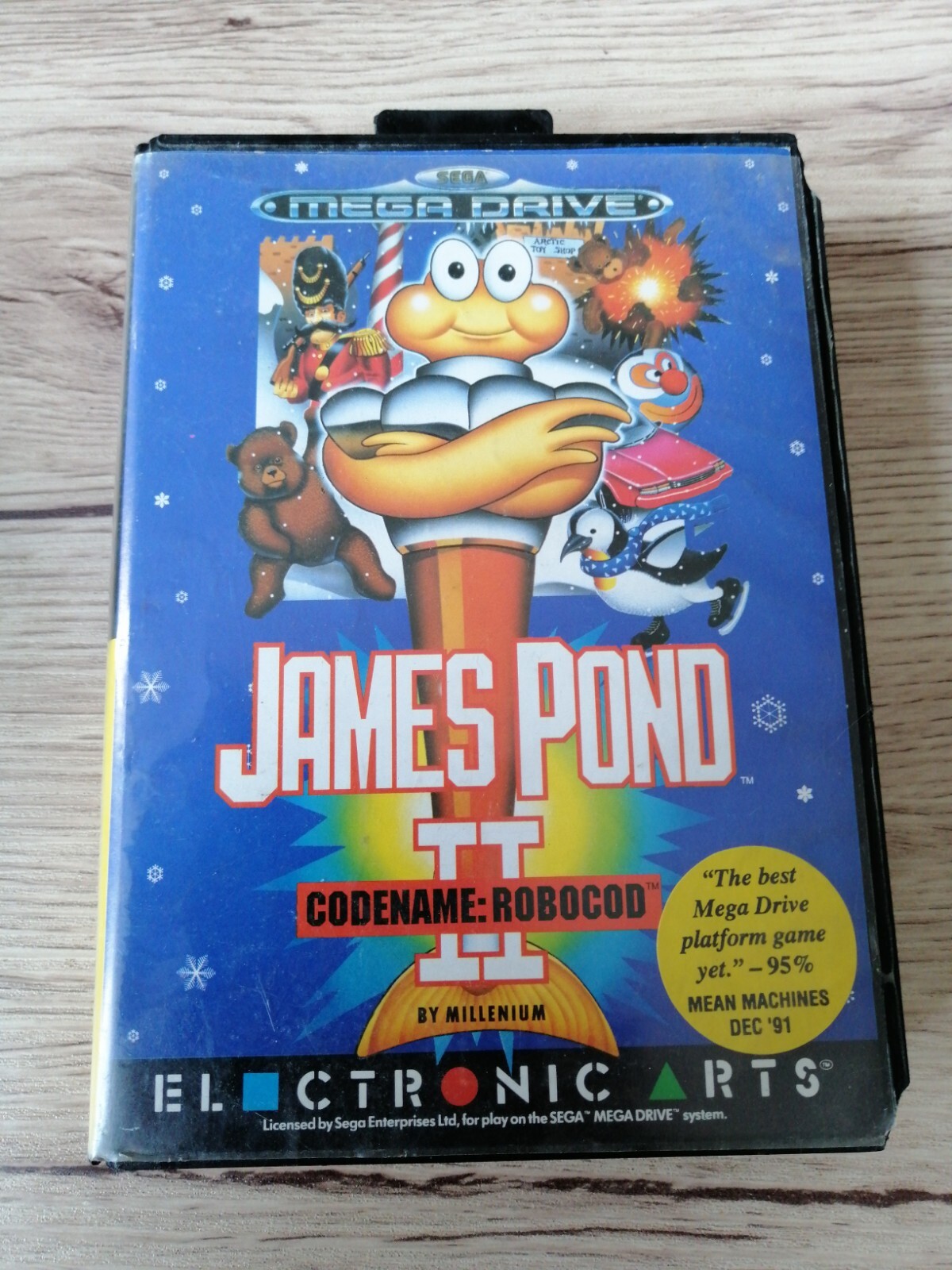JEU SEGA MEGADRIVE JAMES POND II  CODENAME : ROBOCOD / COMPLET
