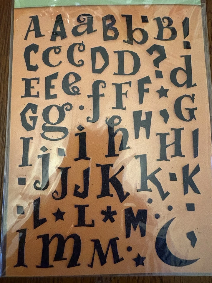 Adesivos para scrapbooking de Halloween K&Company - Alfabeto glitter de Halloween - Novo na embalagem - Imagem 2 de 4