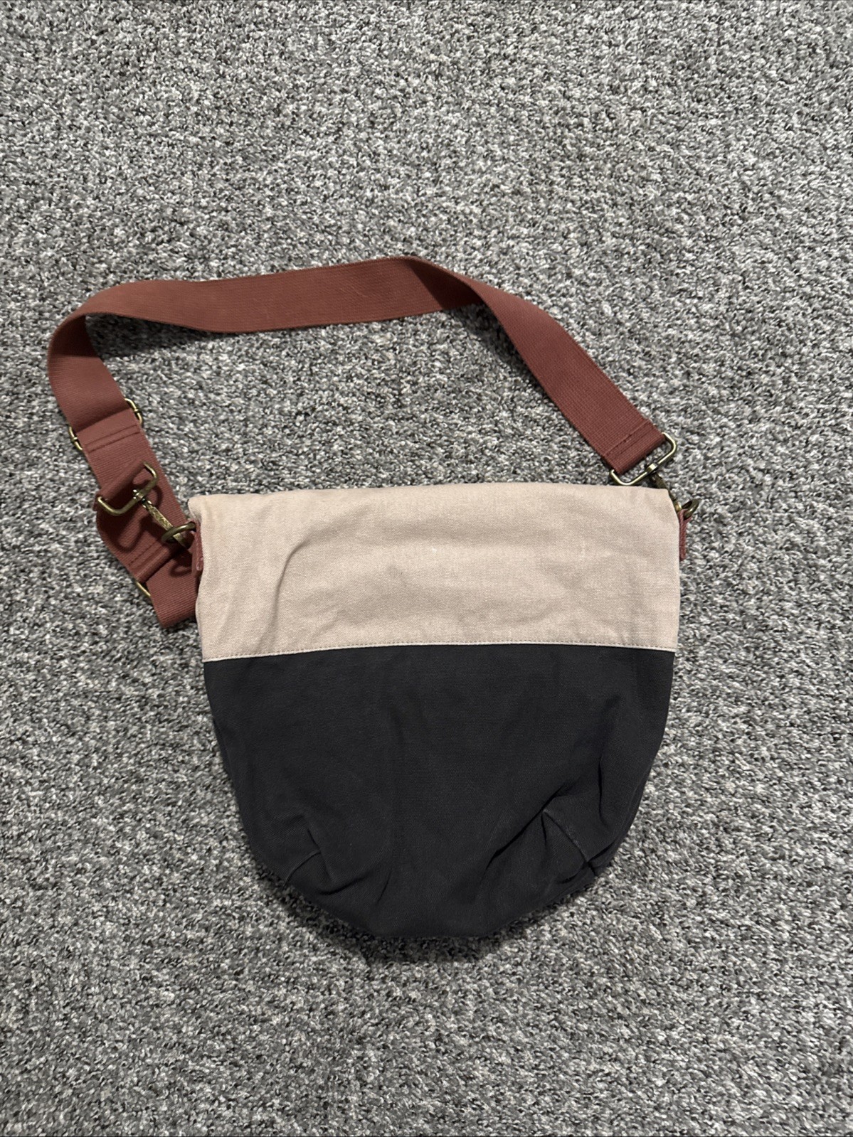 Feed Foldable Crossbody - image 3