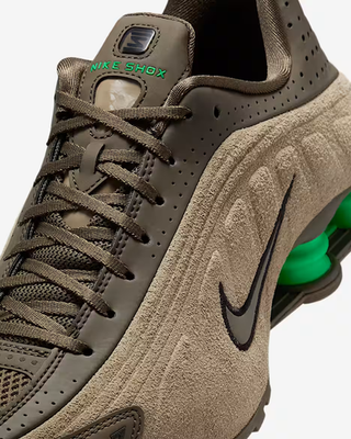 Nike WMNS Shox R4 