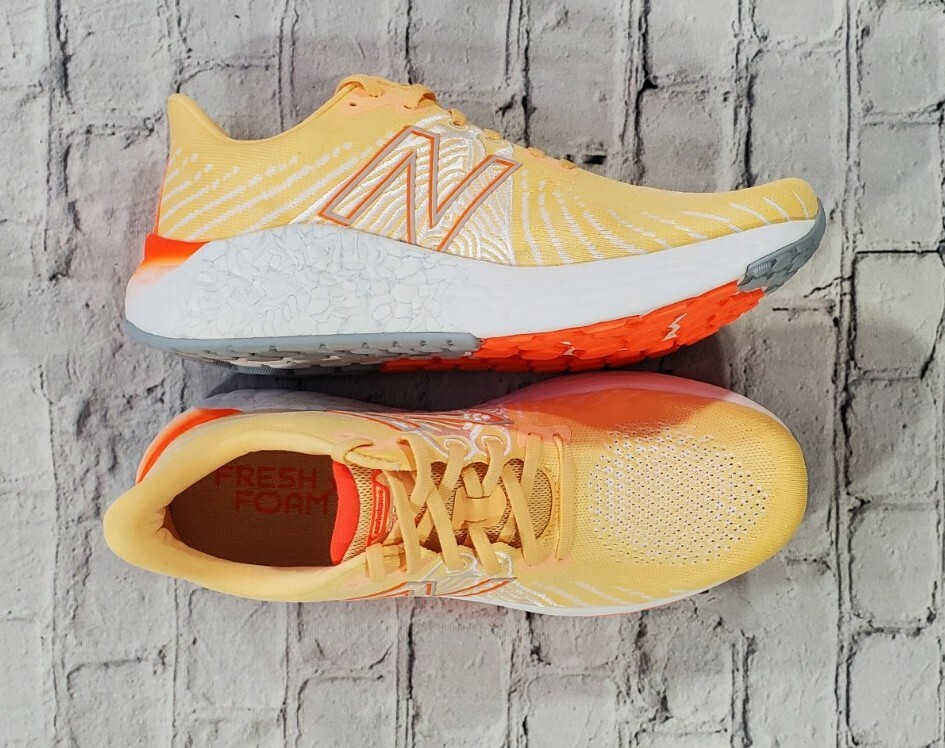 new balance もこもこ　ワンピース　イエロー　サイズ2 new balance もこもこ ワンピース イエロー サイズ2