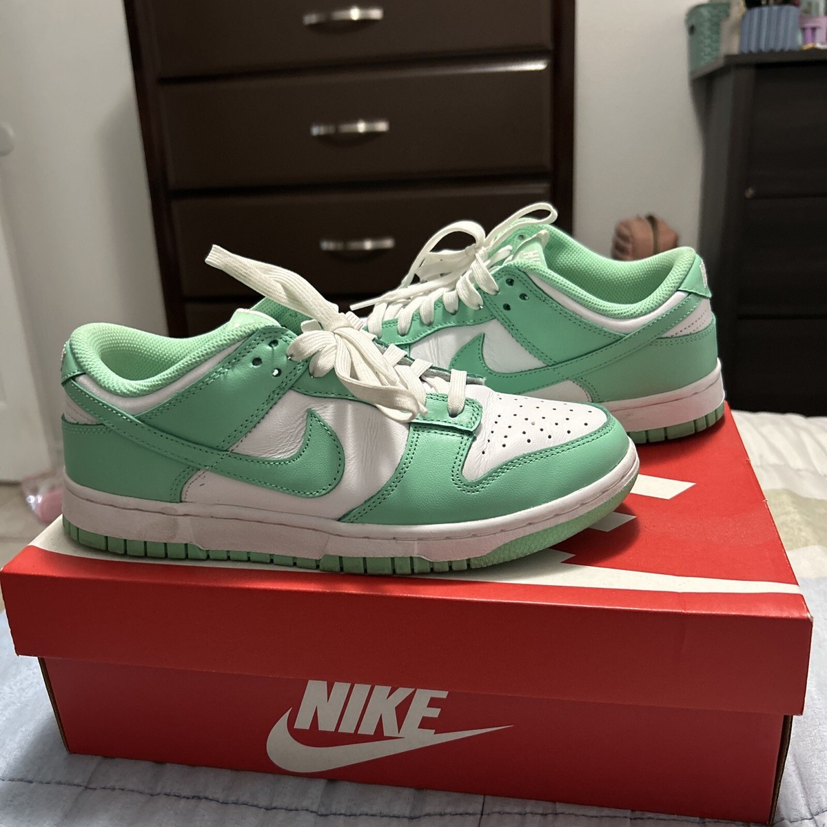 Size 8 - Nike Dunk Low Green Glow 2021 194956811305| eBay display picture 3