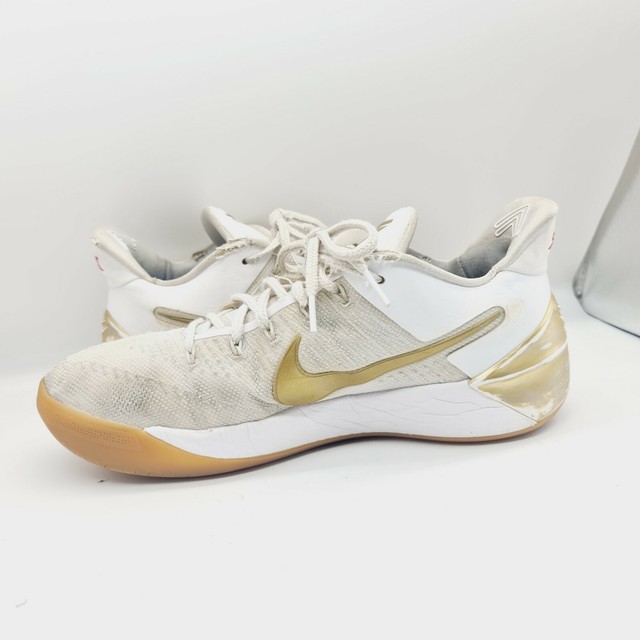 kobe ad big stage