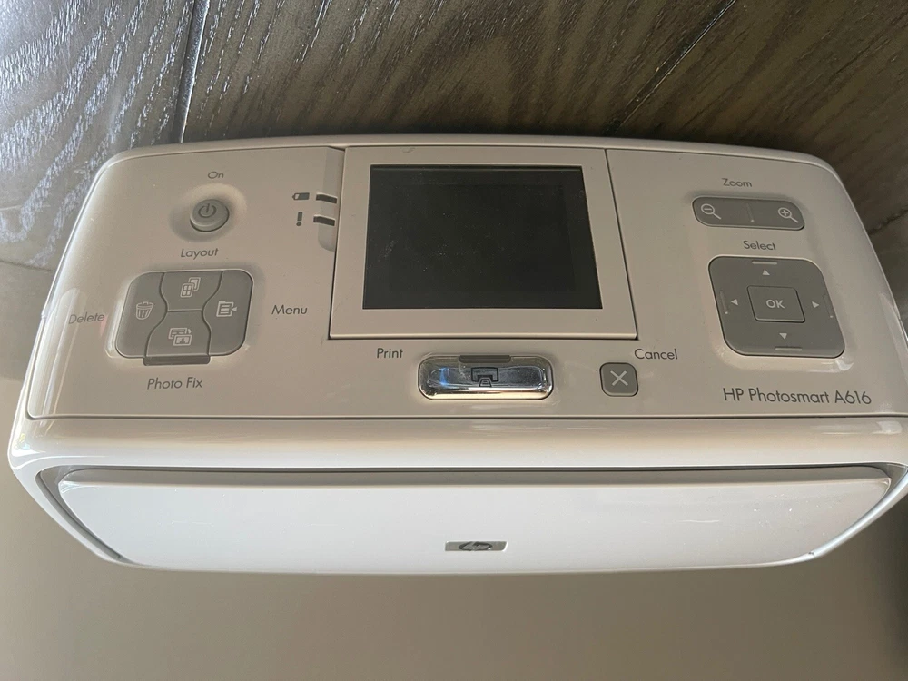 HP Photosmart A616 Compact Photo Printer Includes Power Cord, Photo Paper, CD