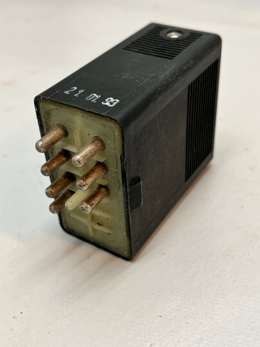✔️Mercedes W201 190E KPR Fuel Pump Relay ORIGINAL 0015455705